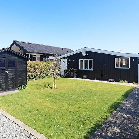 4 Person In بيت للعطل أسّينس