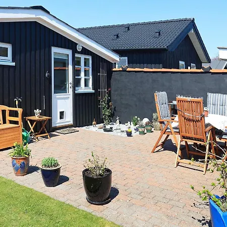 4 Person In 度假居 阿森斯