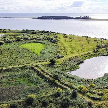 4 Person In 度假居 *