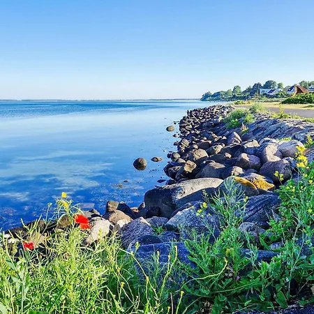 度假居 4 Person In *