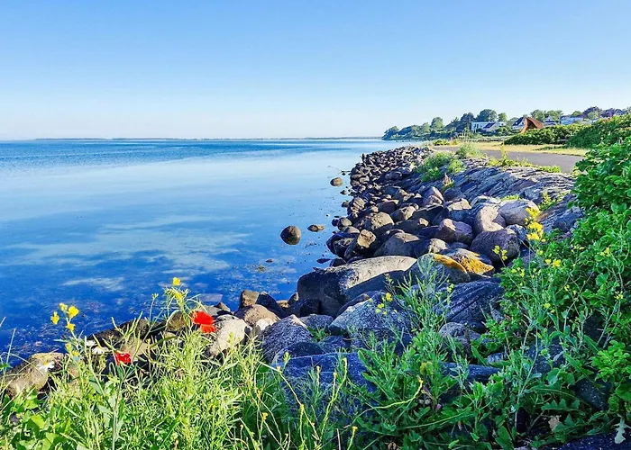 بيت للعطل 4 Person In *